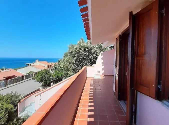 Il Giglio Vista Mare Апартаменты *